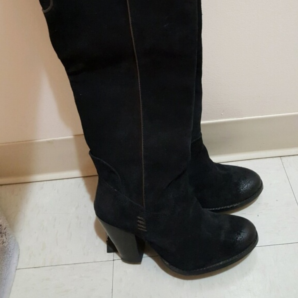 Black Over-the-Knee  Suede Boots Size 7